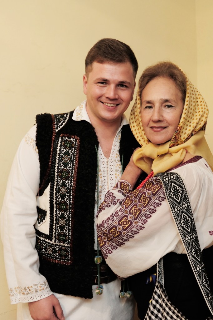 This image has an empty alt attribute; its file name is cu-doamna-sofia-vicoveanca-2.jpg